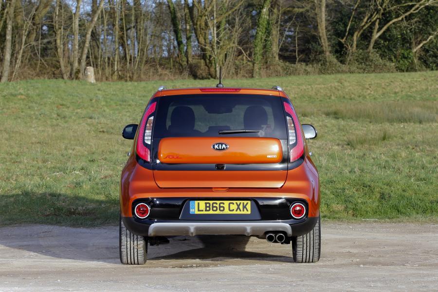  Kia Soul Turbo 2016 года  (UK) (фото 16 из 16)